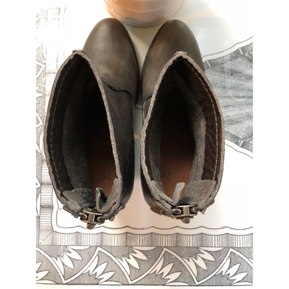 🌅NWOT Frye LESLIE ARTISAN SHORT BOOTIE - Picture 6 of 7